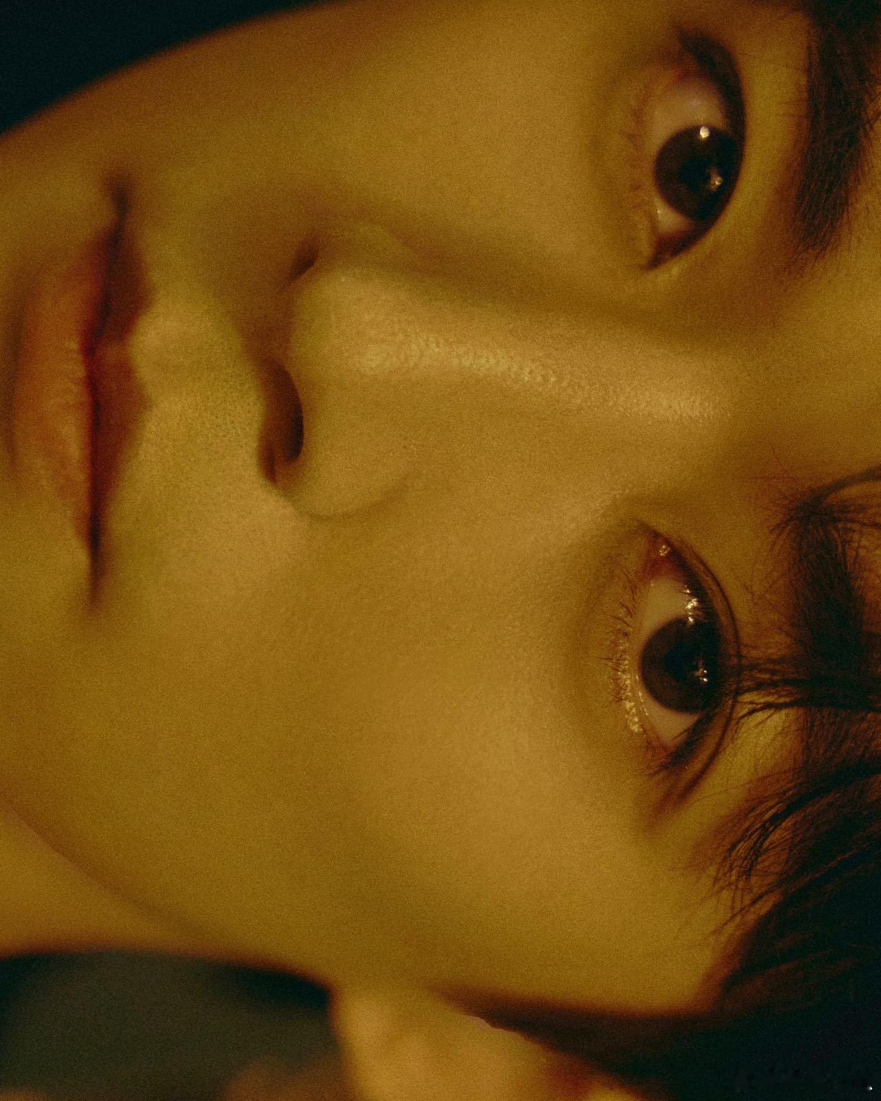 刘学义故事感完成度全靠眼 破防了！刘学义用睫毛完成了角色小传！当他的目光砸向镜头