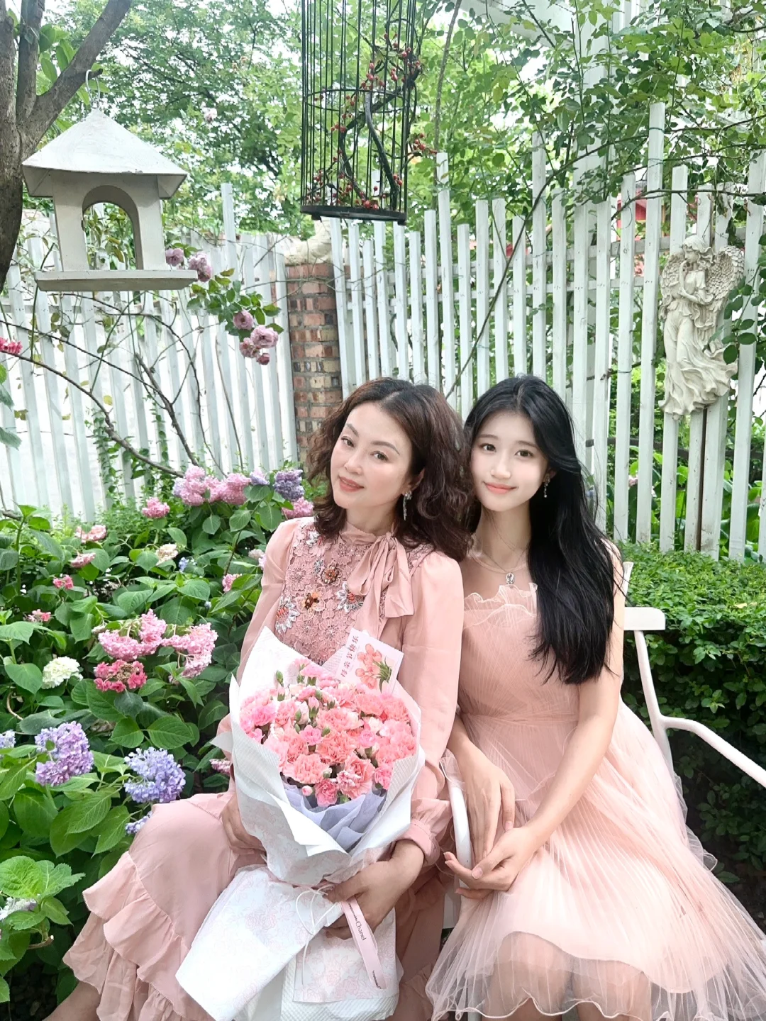 祝妈妈和妈妈的妈妈节日快乐