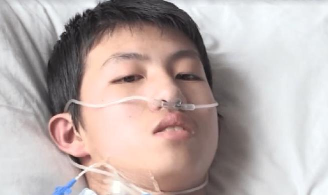 “回家准备后事吧。”2015年，黑龙江一名17岁少年时常感到心脏刺痛，拍x光片后