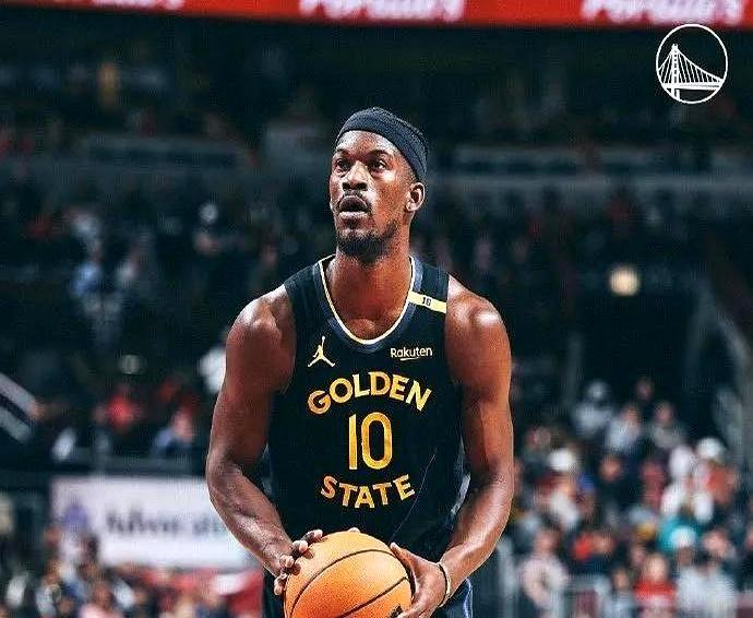 巴特勒落地那一下，勇士整季算盘全碎。
 
ACL彻底断了，手术＋11个月康复，3