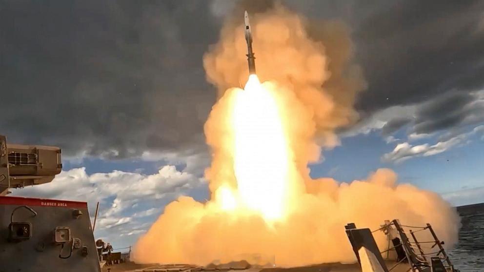 据伊朗半官方通讯社塔斯尼姆新闻社报道，昨晚伊朗再次准备袭击以色列：“如果黎巴嫩停