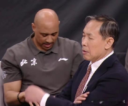 新一轮CBA联赛的赛场上，上海久事是在主场迎来了北京首钢的挑战，结果北京首钢在阵