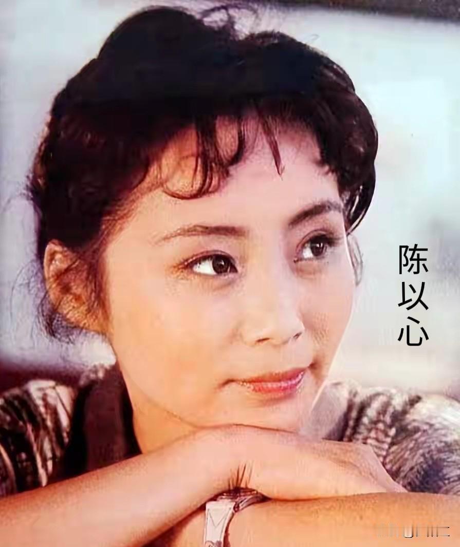 陈以心、黄梅莹、庞敏、孙俪这四位大美女都是上世纪末至本世纪初银幕与荧屏上的佳人。