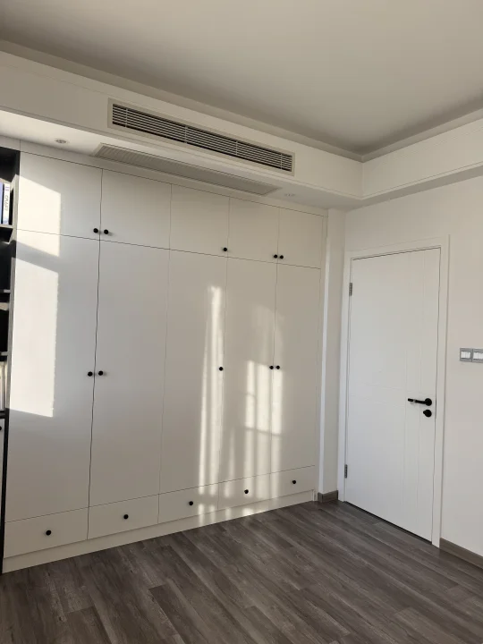 巨坑❗6w全屋定制衣柜，不如6k成品柜能装