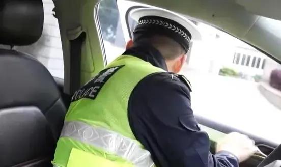 152万天价账单！一个开车门动作毁了两个家庭！
今天下午，汕头法院一份判决冲上热