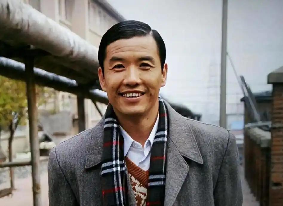 赵本山的一生中，收了将近70个徒弟，其实真正被他逐出师门的，也就两个。其中一个就