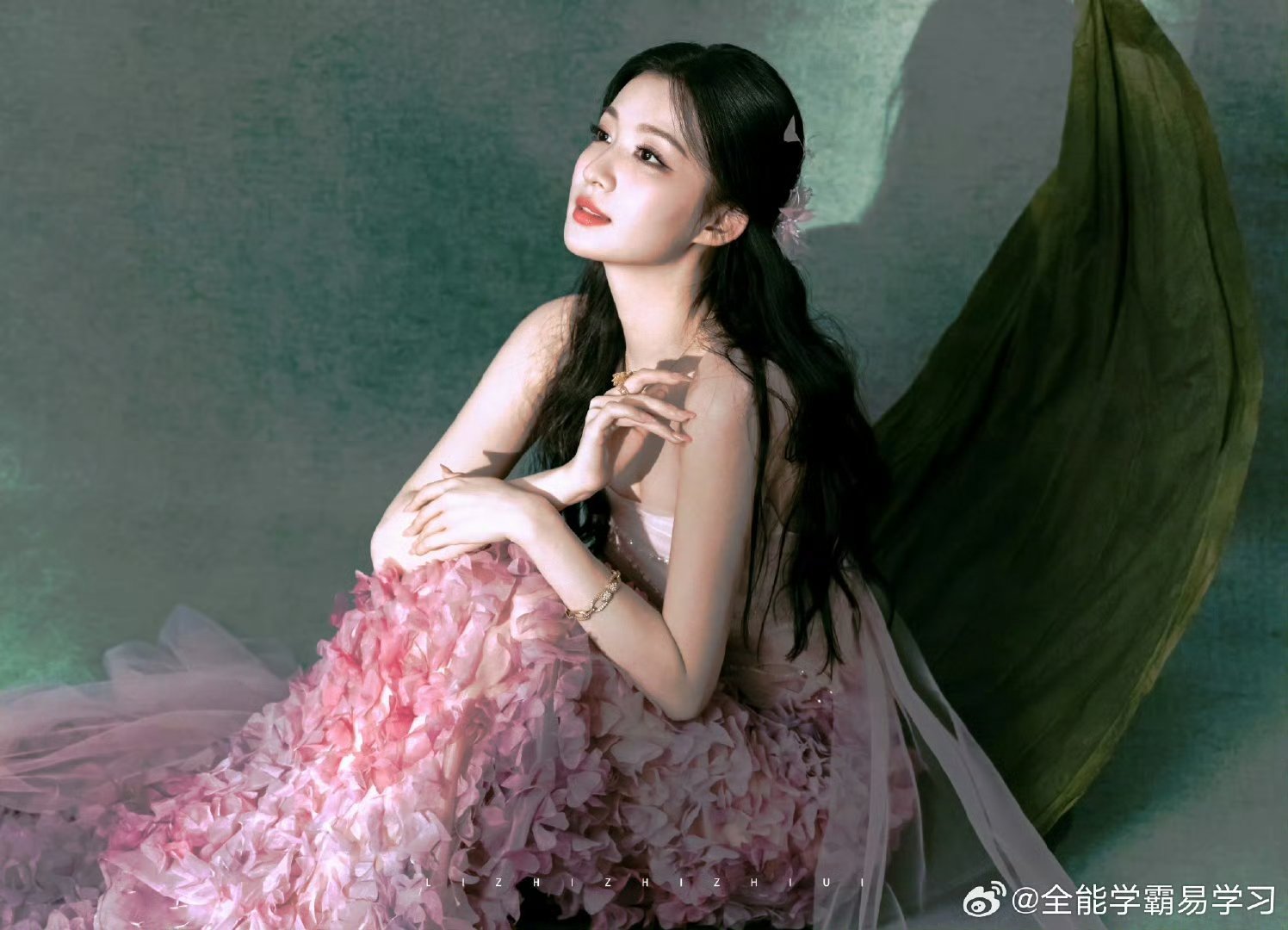 王楚然穿粉色眼前一亮又一亮王楚然就是大美女哇 