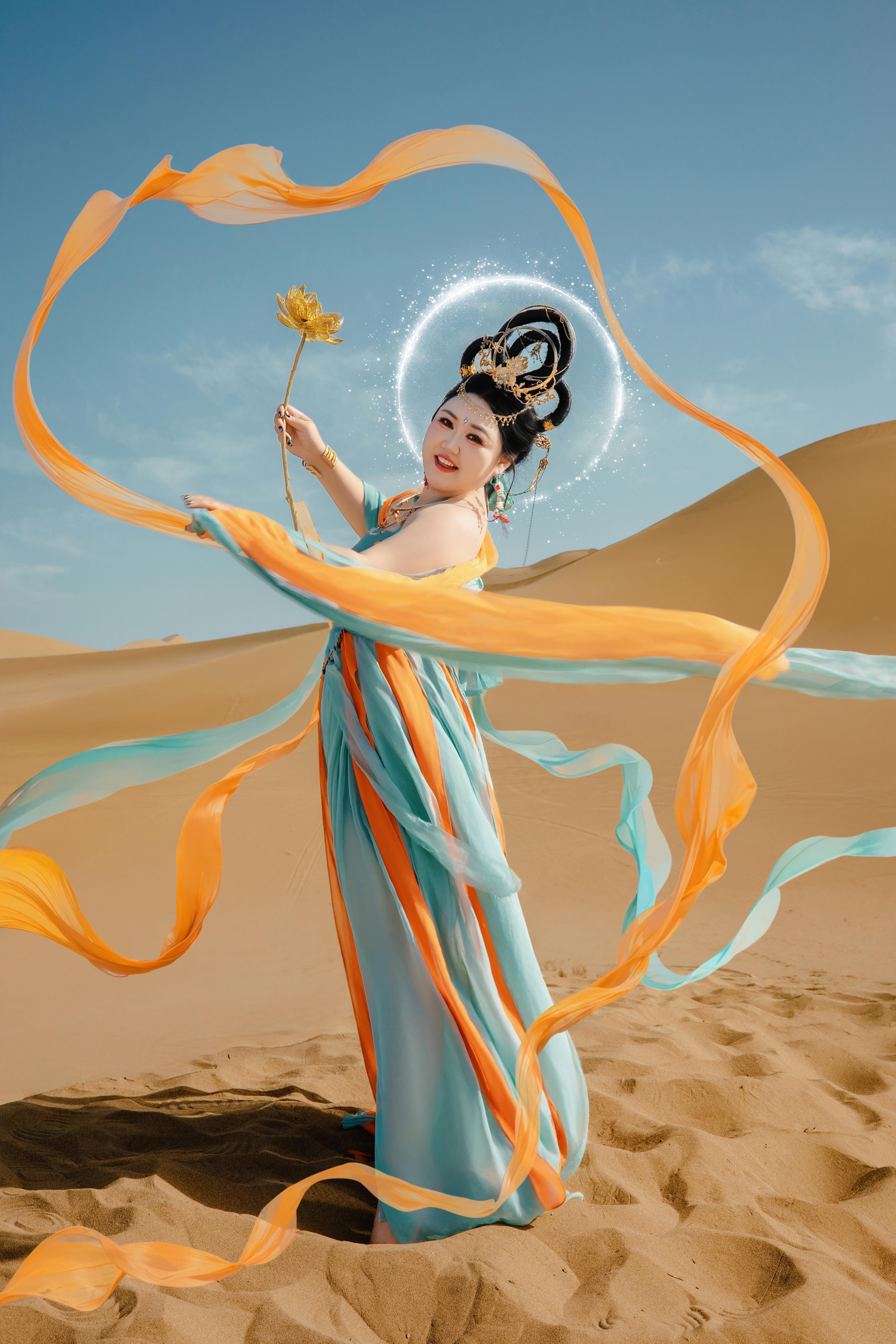 在金色沙海里，当了一回飞天神女✨。