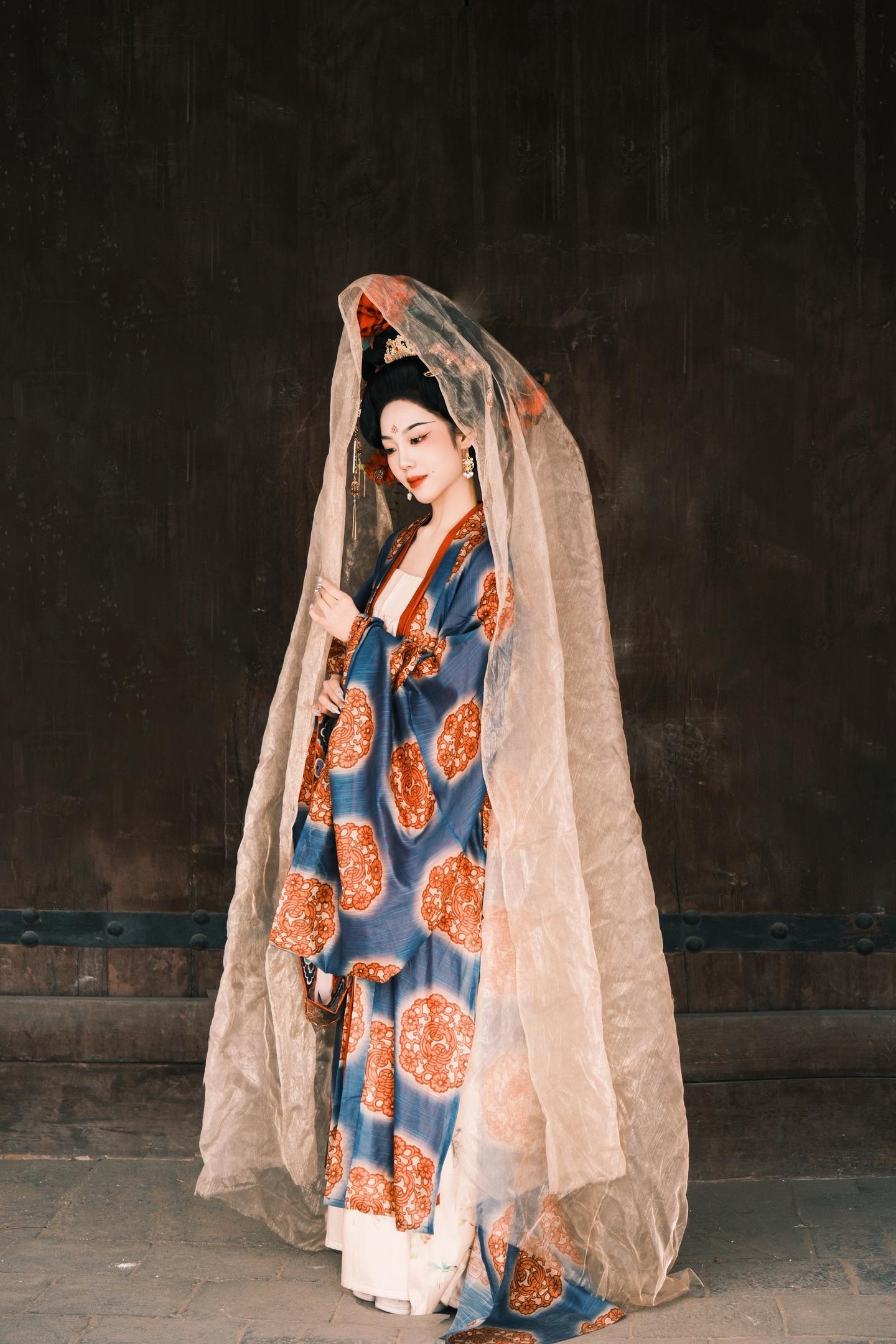 “盛世需要美人点缀”平遥妆造太牛啦