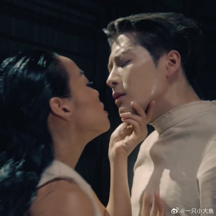 已经想到王嘉尔演电视剧电影的样子了 ​​​