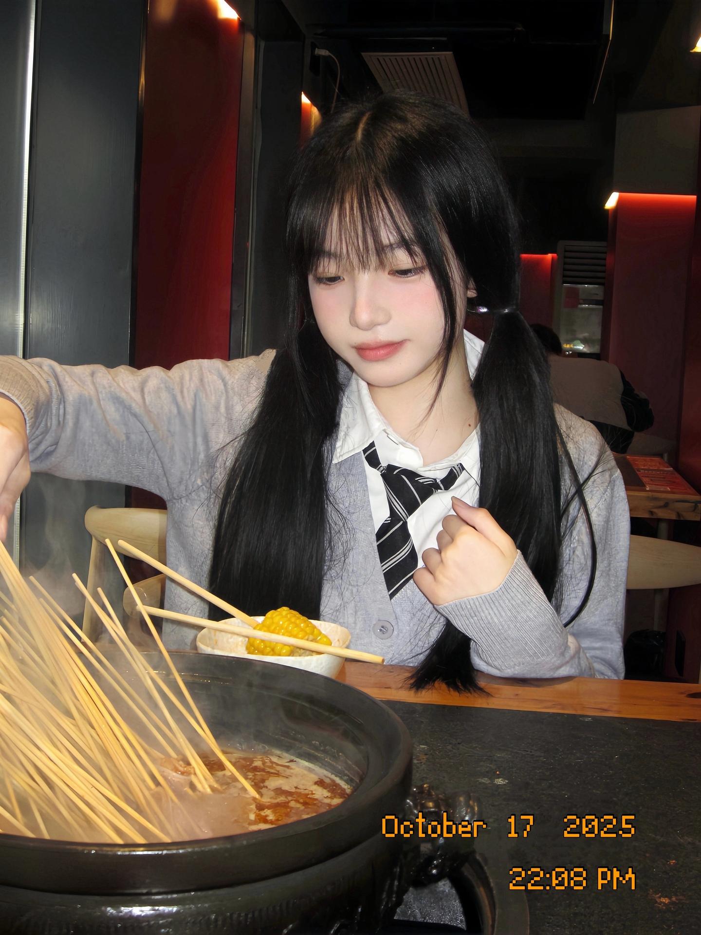 如果是和你一起的话 吃路边摊我也愿意.