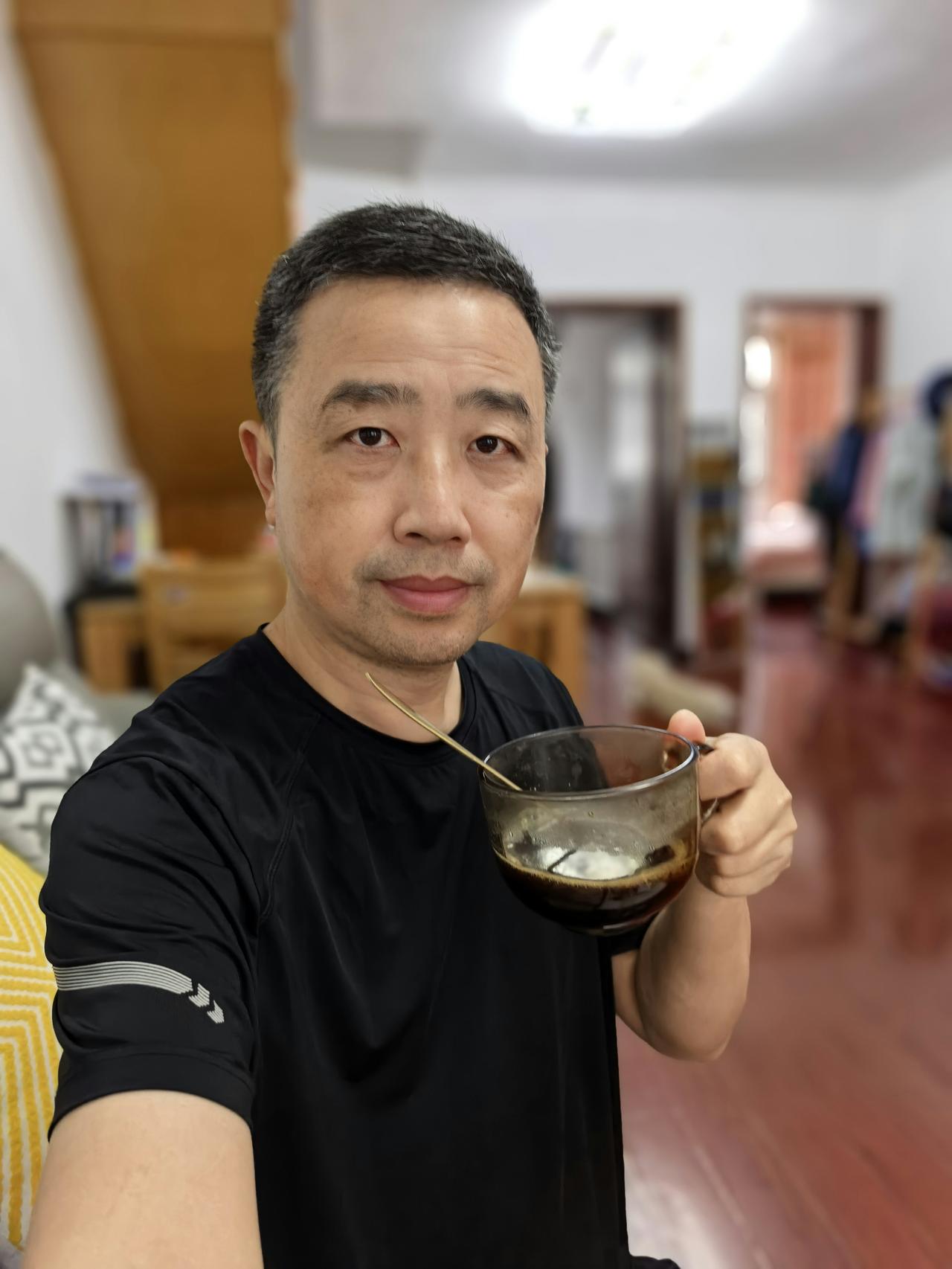 戒酒309天感悟
酒龄四十年，戒酒309天，滴酒未沾。
 
这几天总觉得格外犯困