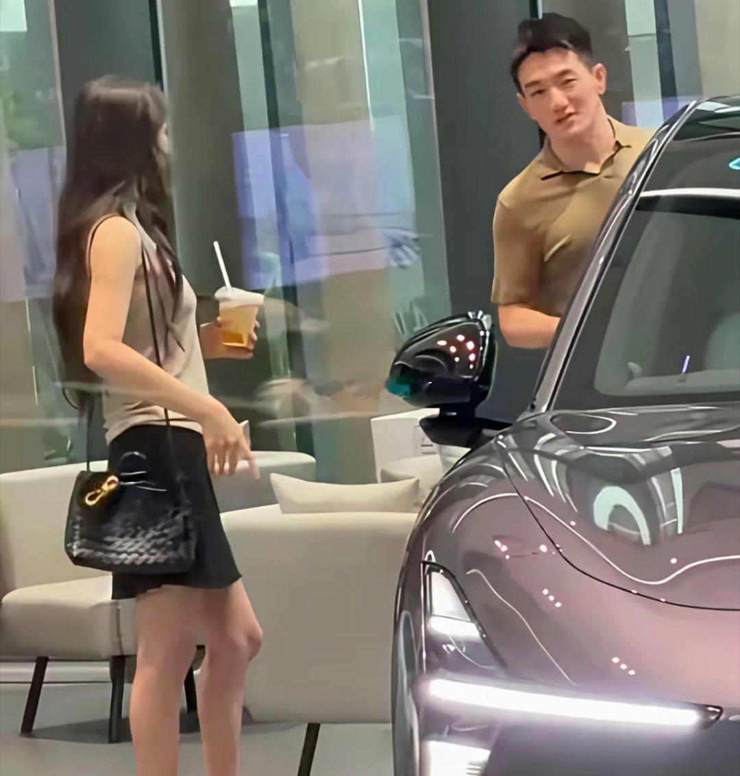 他的颜值要是进娱乐圈，肯定能碾压一众男明星 ​​​