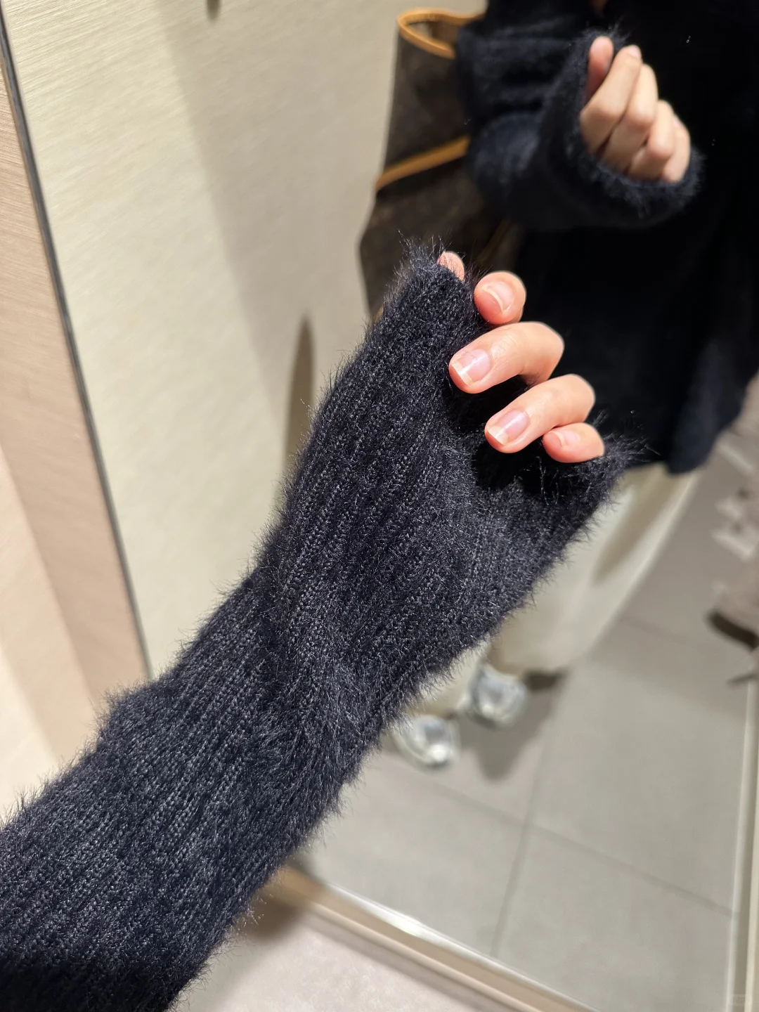 高个姐妹来❗️超长袖子～大毛衣我好爱❗️