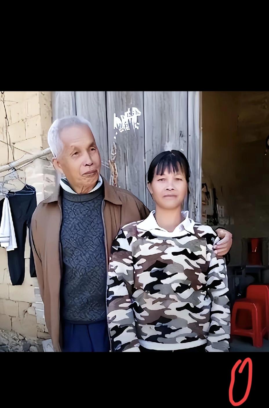 被围观多年的广西15娃家庭，从来不是猎奇谈资，而是时代与认知交织的真实写照。很多