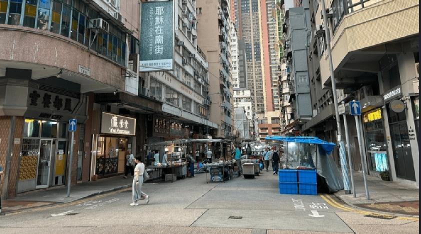 香港油麻地发生盗窃案。今日（24 日）下午 2 时许，警方接到 62 岁陈姓男子