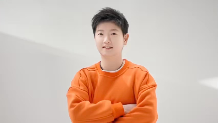 白象品牌代言人孙颖莎 今天是小橘子🍊 