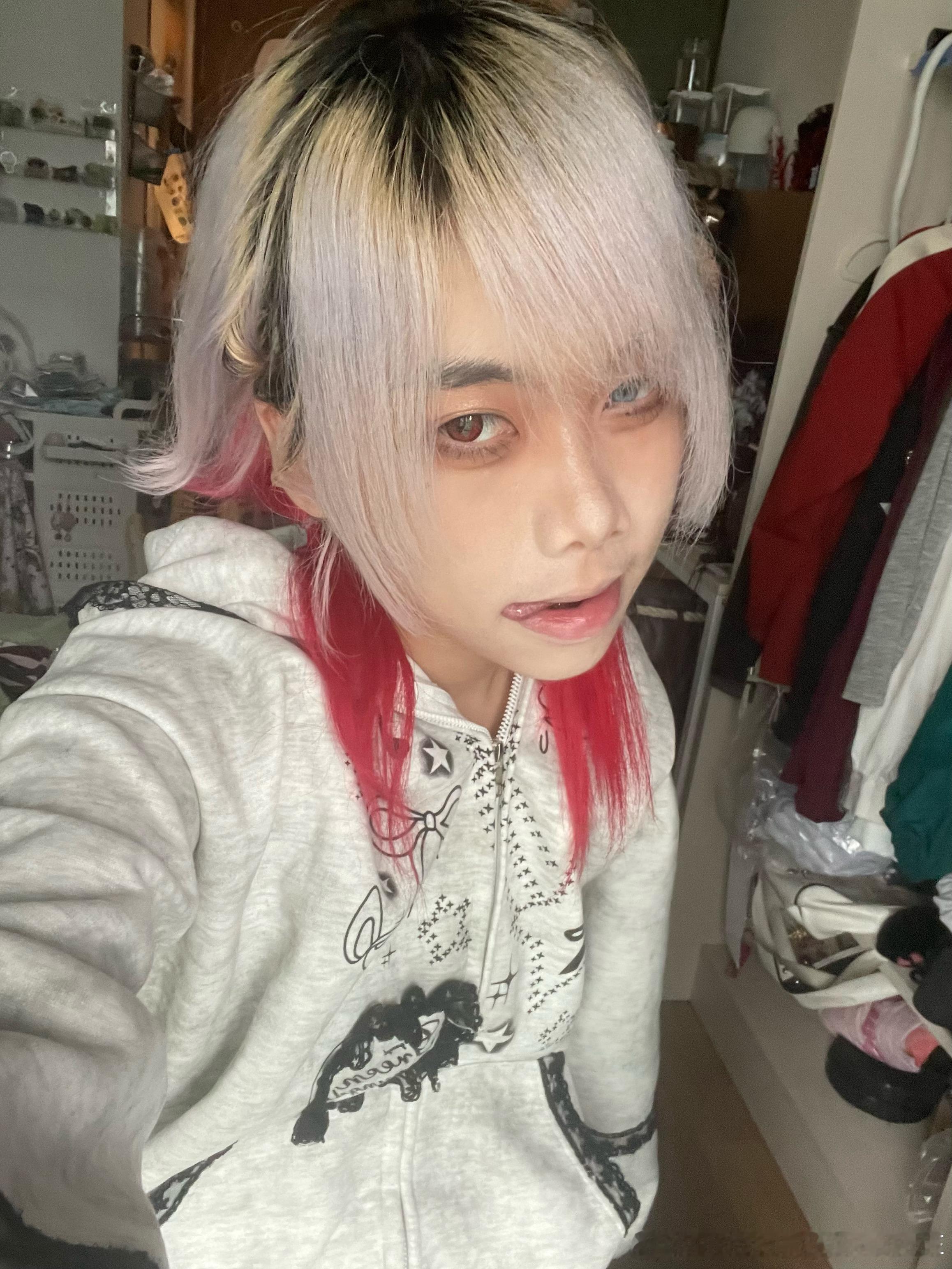 小伙扎了双马尾其实 