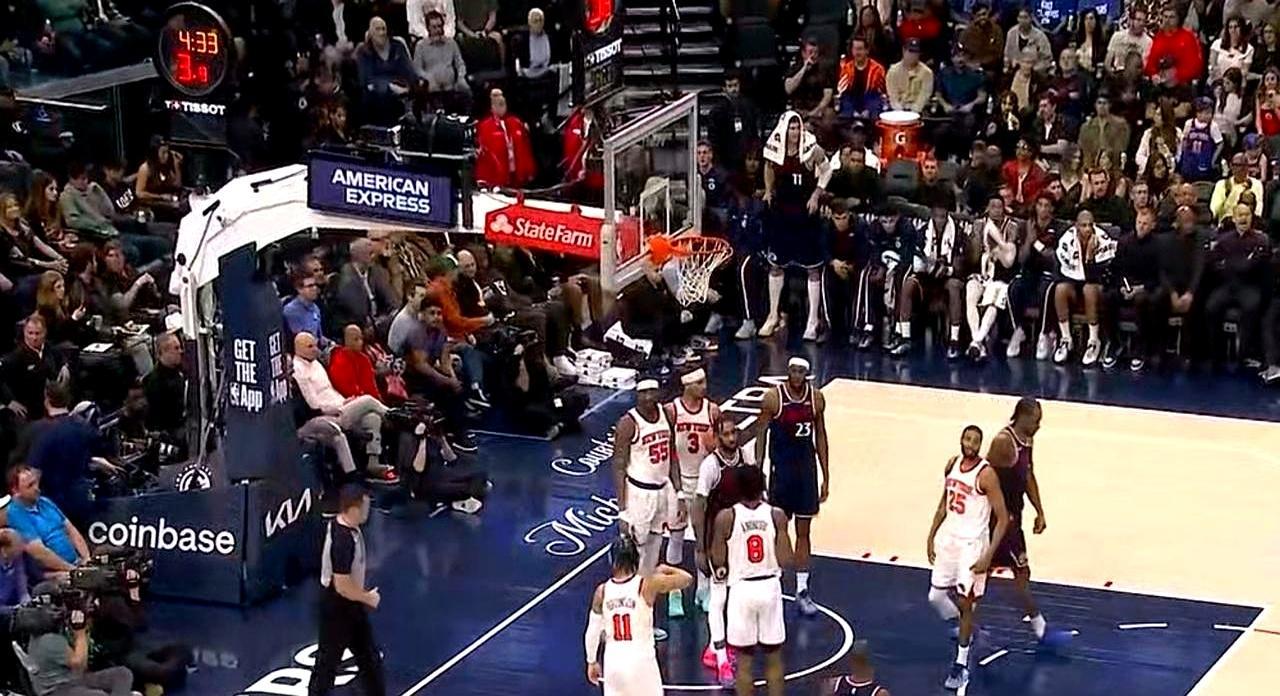 昨天NBA赛场，一口气爆了3个历史级纪录。
 
76人101比115不敌骑士，哈