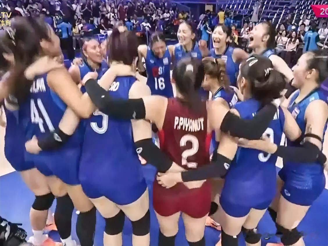 恭喜泰国女排！以3-0的战绩战胜巴西二队，成功保级！吉马良斯值得赵勇学习。

7