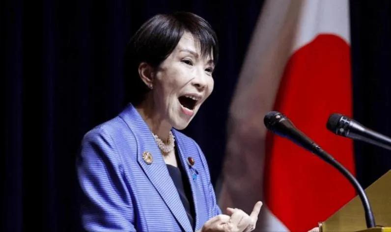 日本那位高市早苗，她最近可是麻烦缠身，政治丑闻加国内经济压力，两头堵得死死的。