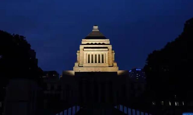 日本选举结束，泰国这边选举结果也基本上确定了，结果让人非常意外

日本那边，高市