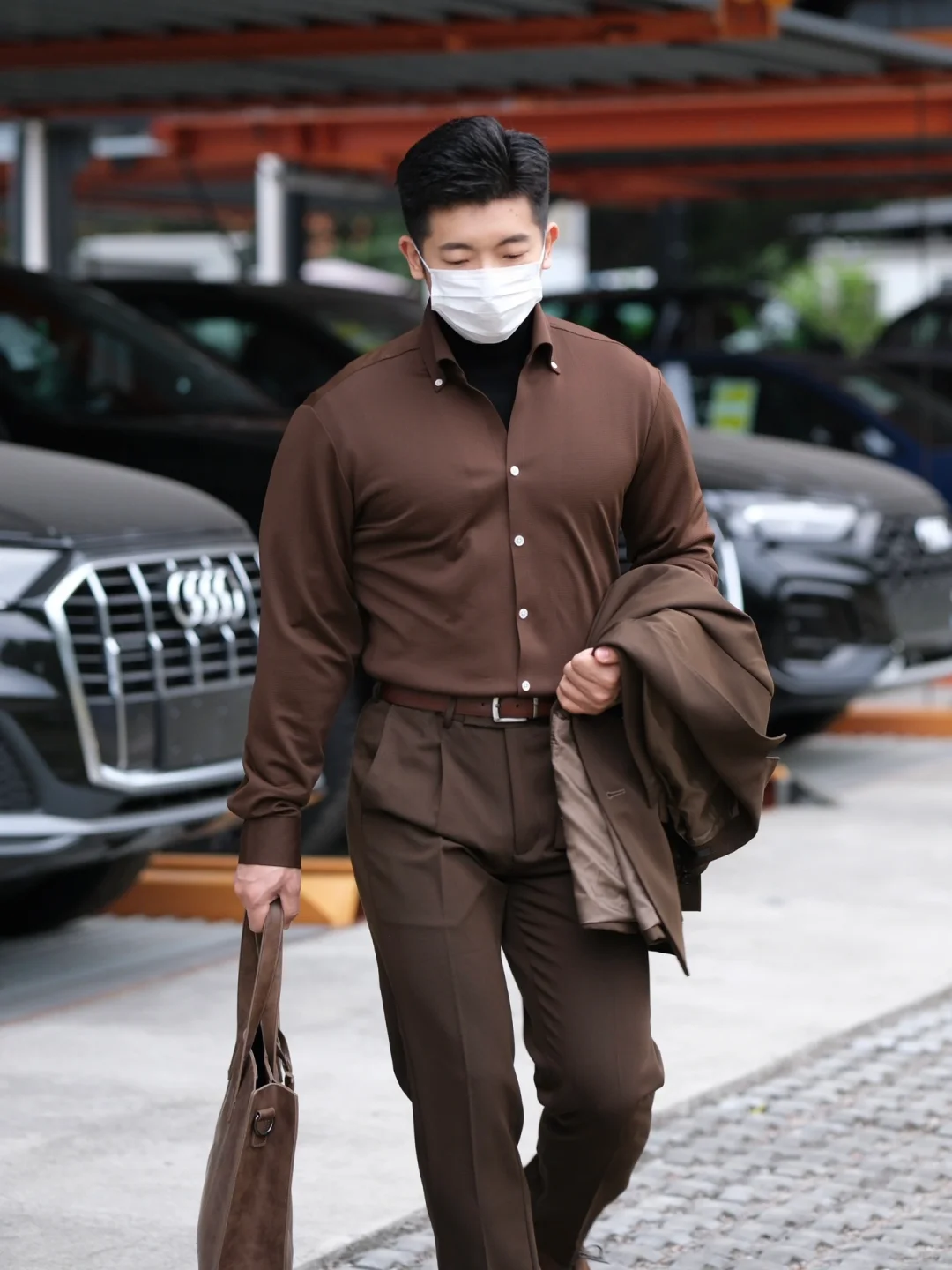 男士衣柜里怎么能没有咖色呢⁉️