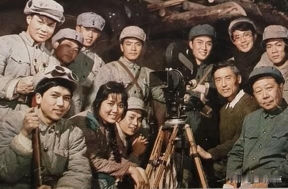 1980年，八一电影制片厂拍摄战争题材电影《今夜星光灿烂》，汇聚了众多影坛新秀，