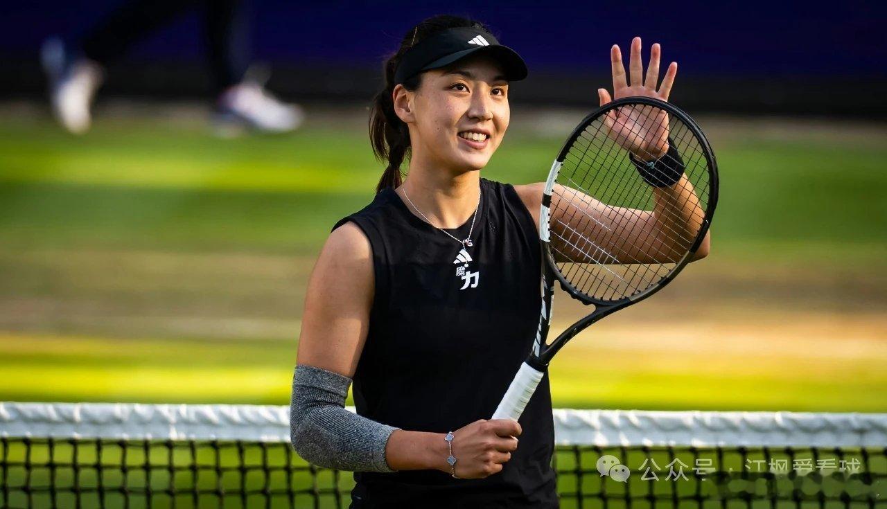 我的咪咕视频直播间正在【免费直播】全运会网球女单16进8：王欣瑜(广东)vs施晗