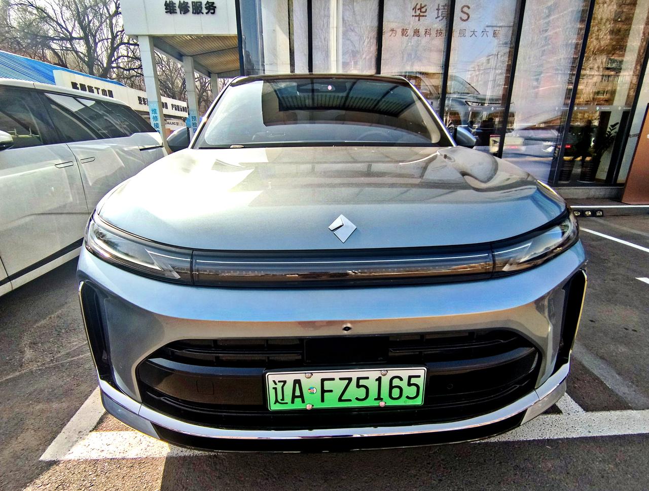 华为乾崑旗舰大六座《华境S》
  2026年4月7日，上汽通用五菱旗下，一款华为