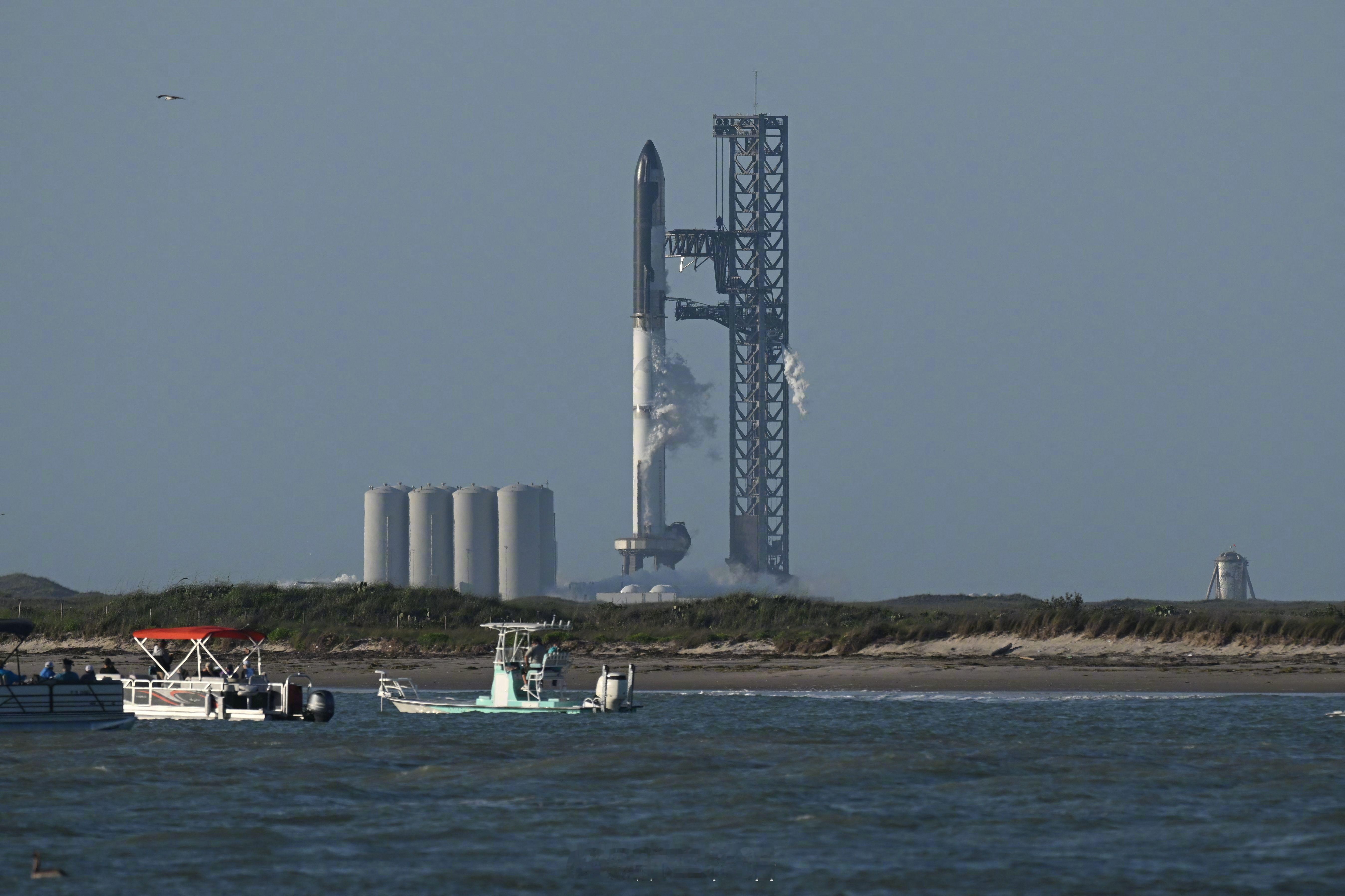 有单位把Starship翻译成“星舟”，你觉得跟“星舰”比，哪个更好？扣1支持“