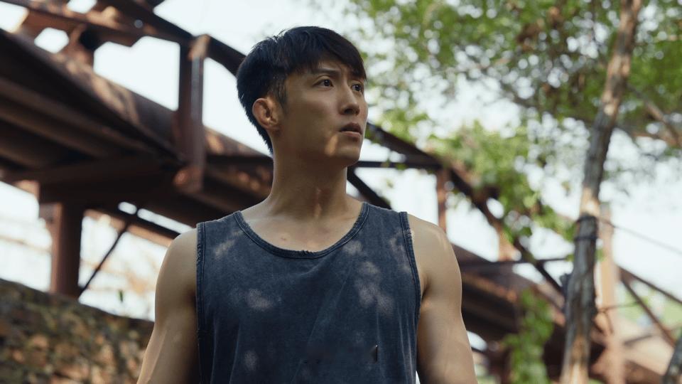 黄景瑜关晓彤新剧口碑真的被《岁月有情时》的场景细节狠狠戳中✨！90 年代老物件、