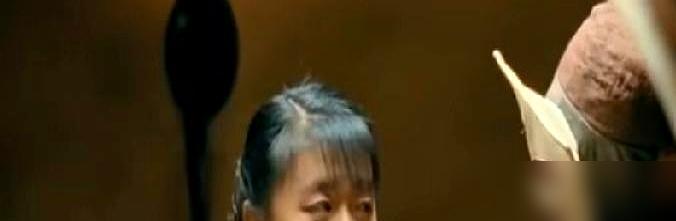 1999年的分镜稿上，麻将牌的位置早就画好了。一筒遮胸，遮了15年，3亿次播放还