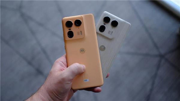 moto X50 Ultra官宣

moto X50 Ultra国行版针对国内用