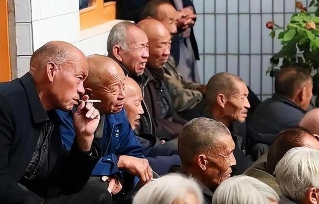 中国可能正迎来一轮人口死亡高峰：2022年死亡人口达1041万，2023年升至1