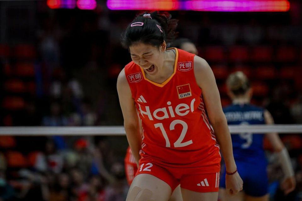 1、李盈莹、吴梦洁即将回归中国女排，亚锦赛8月21日天津主场作战，夺冠机会大增。