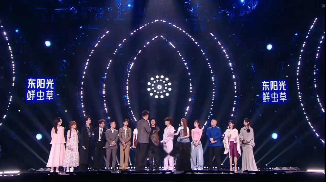 孙楠杨丞琳也不太舒服天赐的声音以资历和出道年限选出队长，孙楠、杨丞琳临阵直言压力