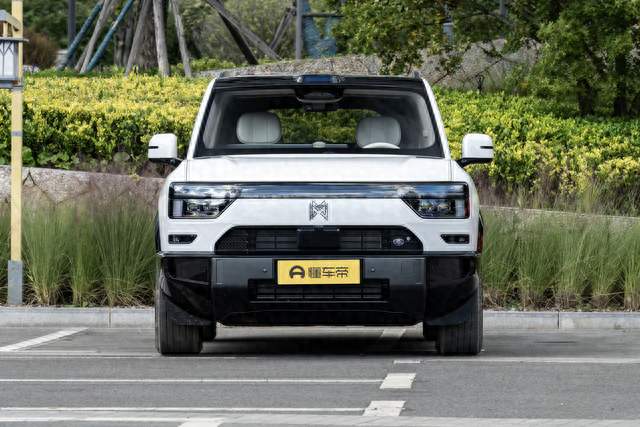猛士 X700 真实用车测评，兼顾家用舒适与全地形出行体验