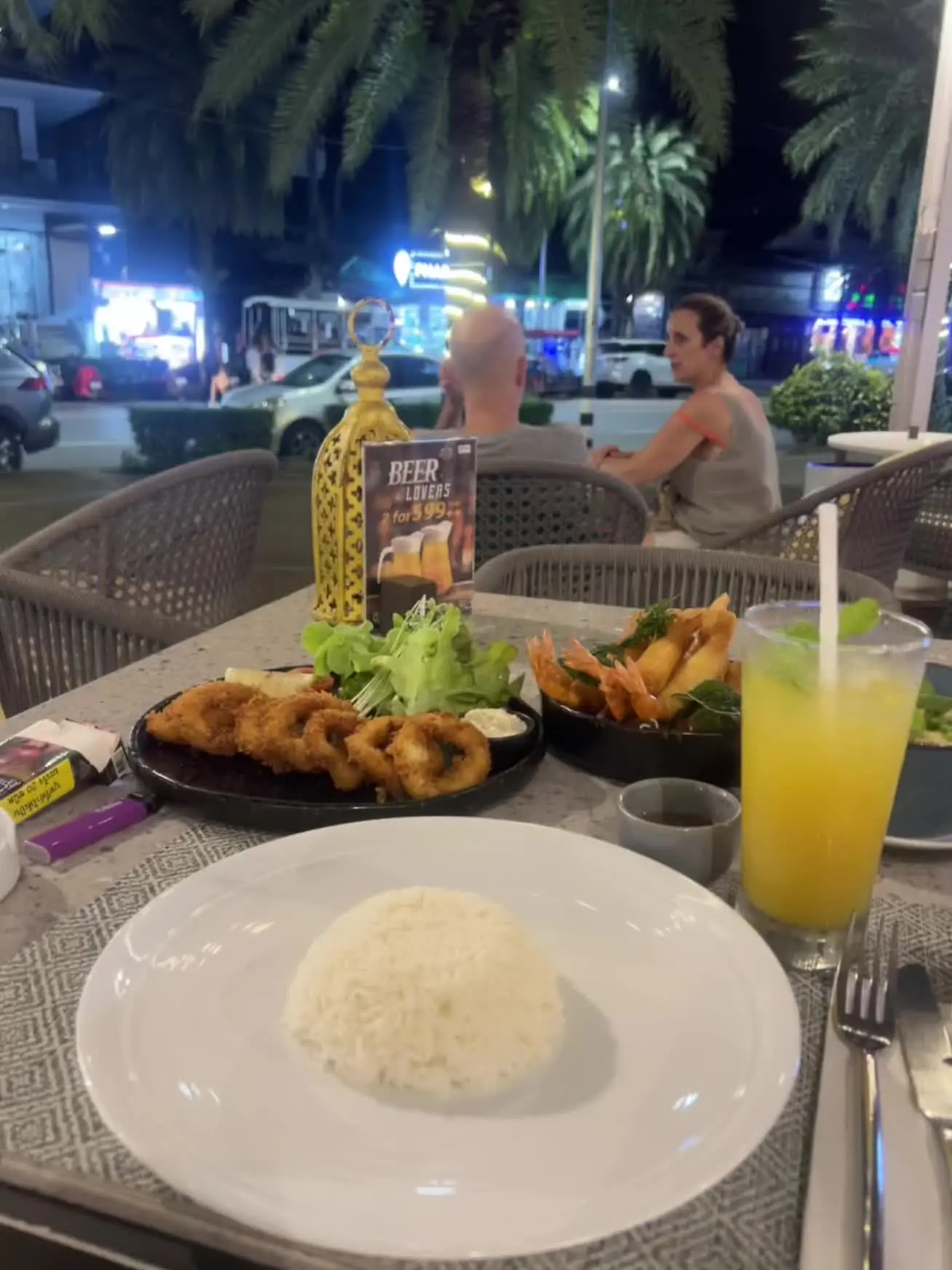 就这样一个人在泰国美美的躺平