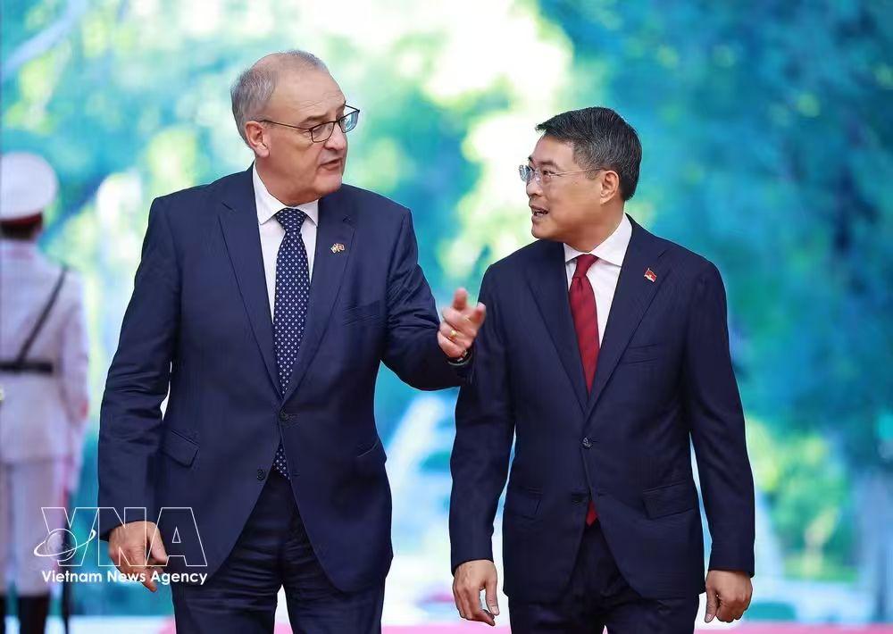 老毛病又犯了！越南下达指令：2027到 2030年，说啥都不能停电。

10月2