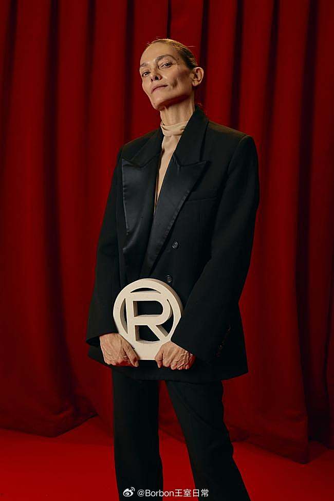 3月12日，劳拉·庞特（西班牙名模、皮拉尔公主的前三儿媳）出席了在马德里皇宫酒店