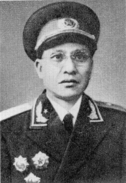 李水清，8岁就给地主放牛。
1930年，红军到了李水清家乡，13岁的李水清参加了