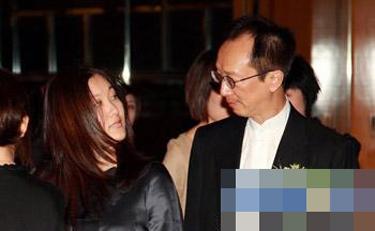跳水皇后伏明霞