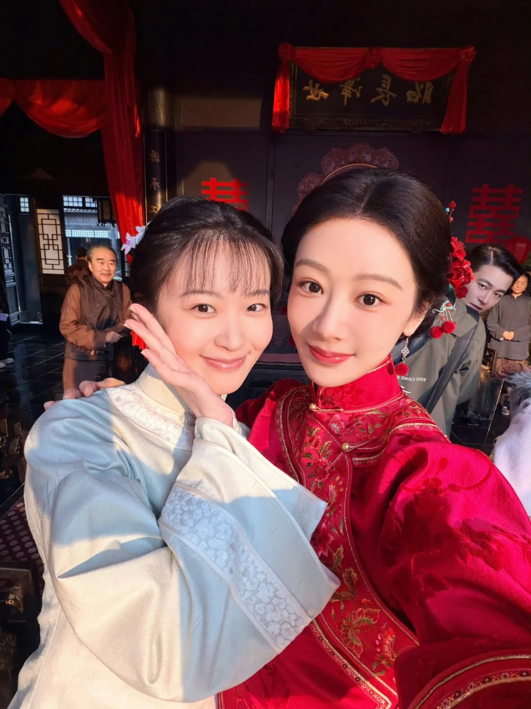 杨紫《玉兰花开君再来》自拍更新📷