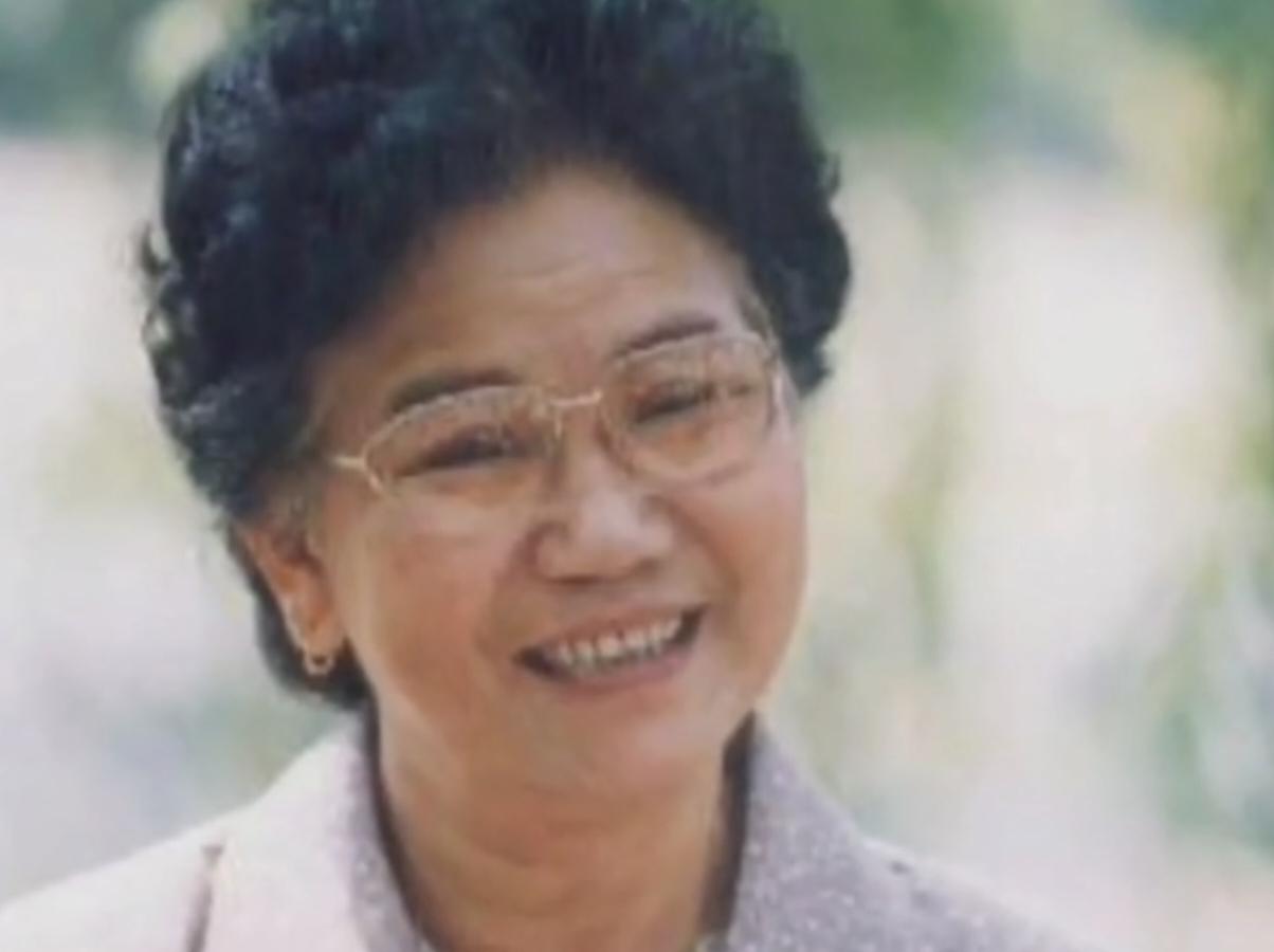 “小品皇后”赵丽蓉竟然已经去世26年了，26年前的今天(2000年7月17日），