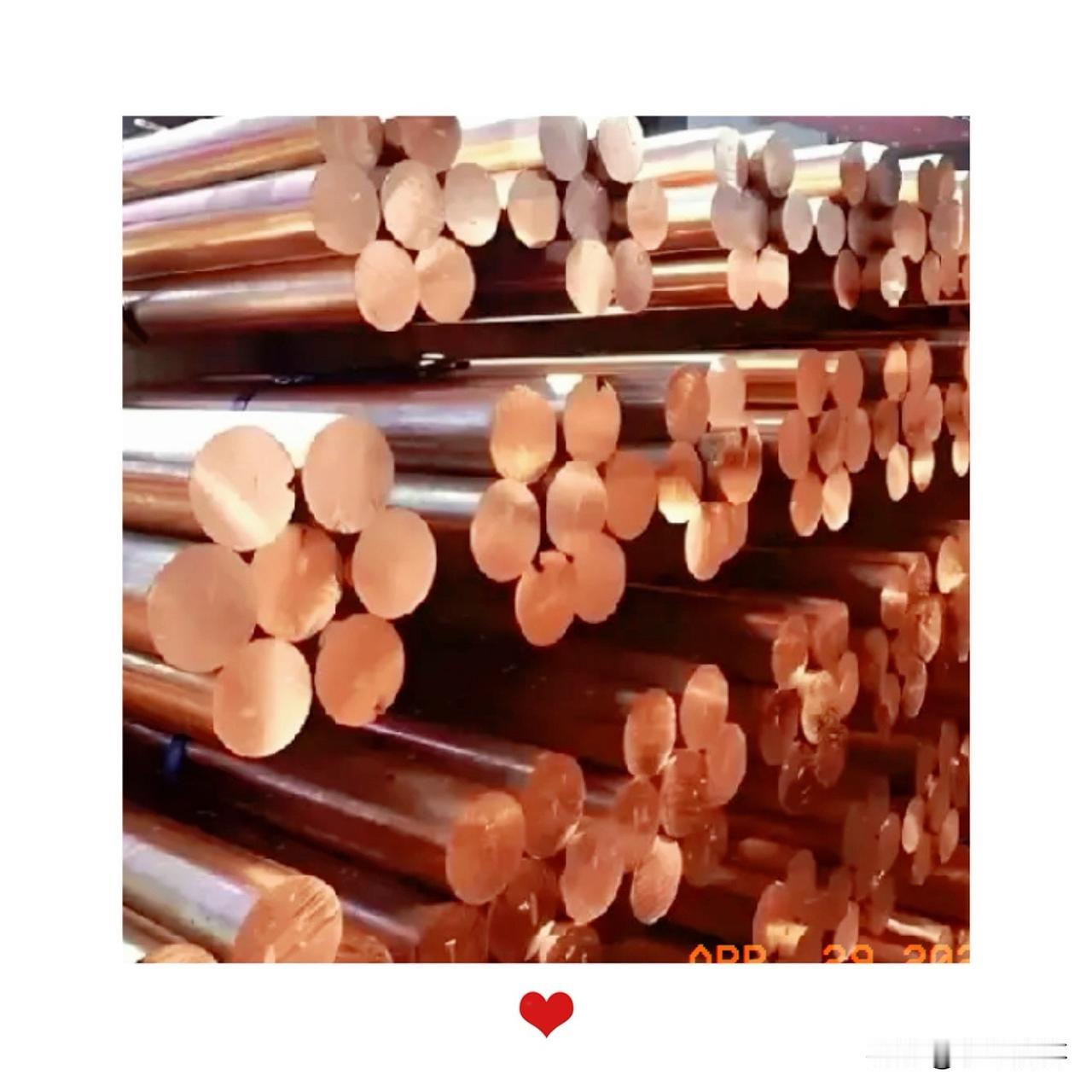 美国囤铜失败后又开始囤银，结果会自毁前程。美国为什么要囤铜？因为美国想拖延东方大