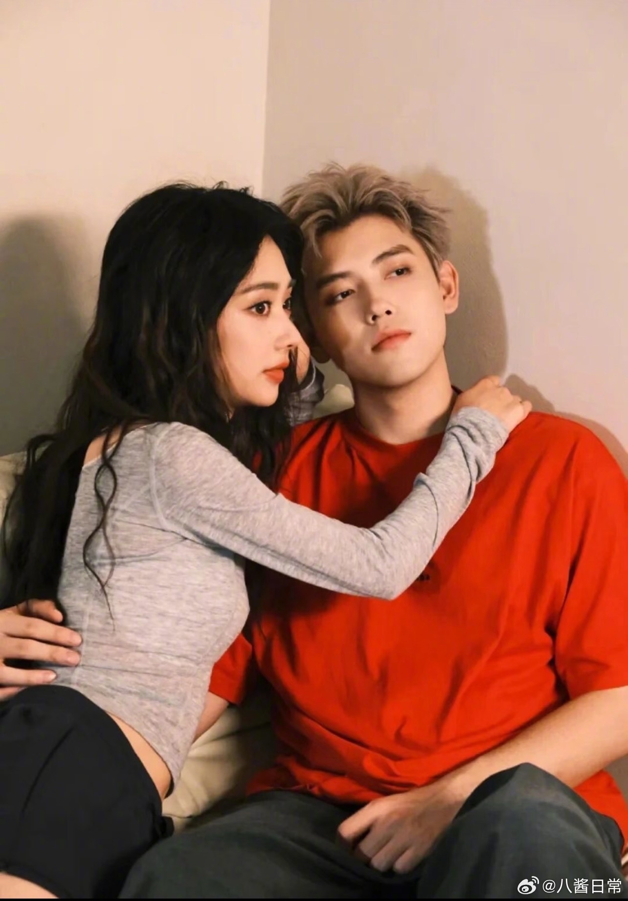 《见春天》影视化改名《四叶草》，主演陈飞宇、王影璐 