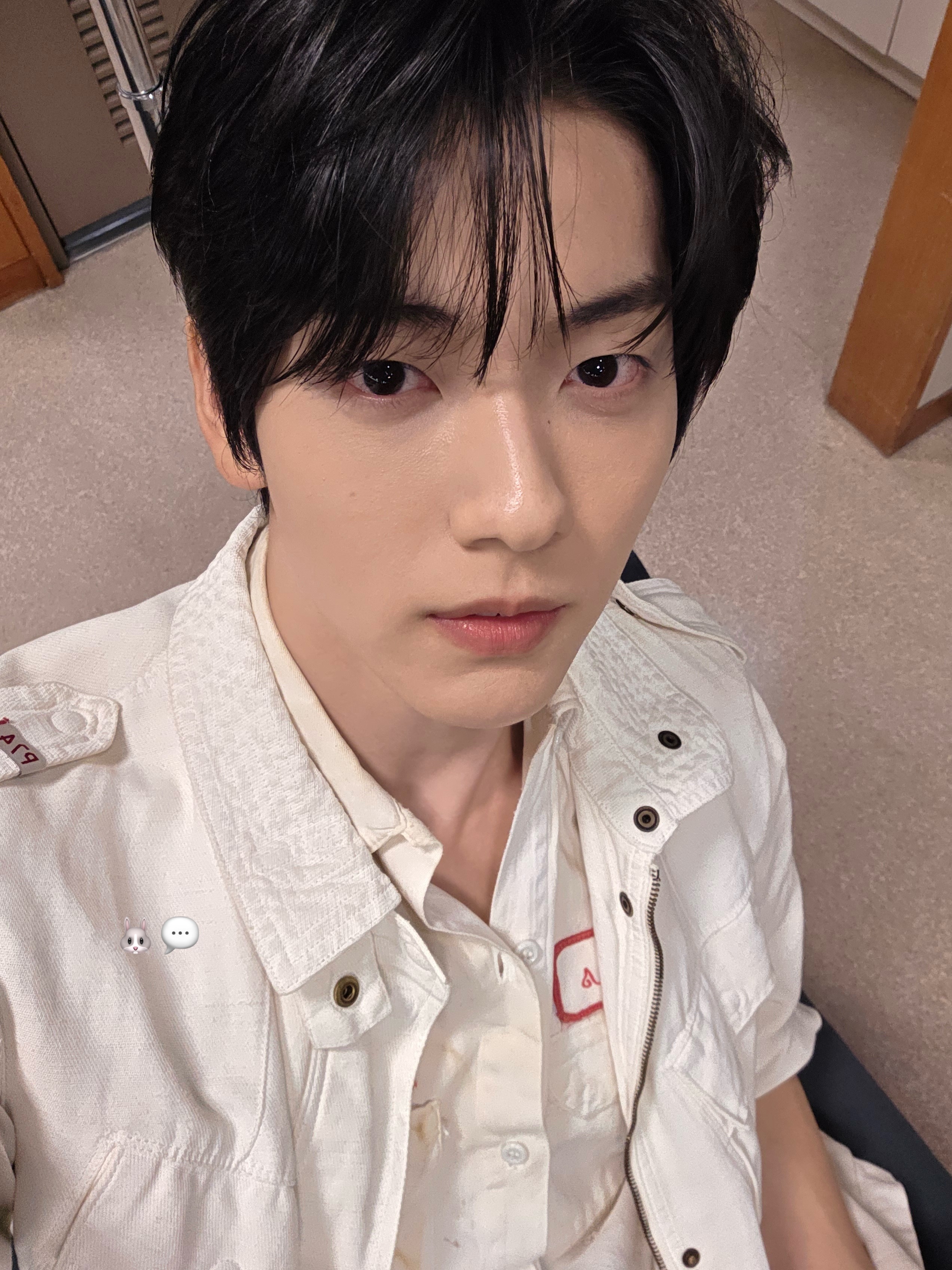 260831 🐰DM🐰💬到酒店后会开直播🐰💬一会儿见 ​​​