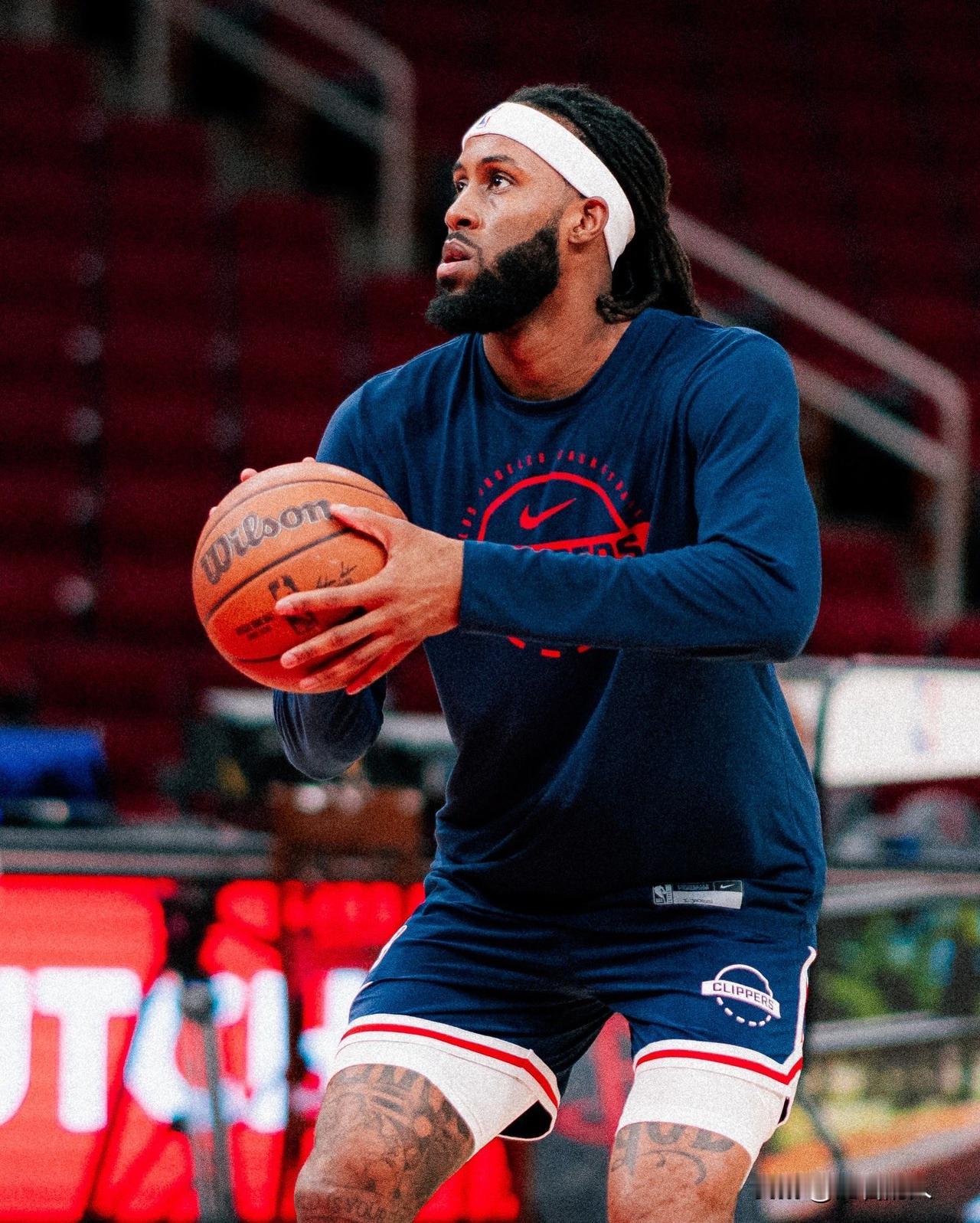 快船新援热身了，马瑟琳和杰克逊出战火箭




快船交易祖巴茨得到的马瑟琳和杰克