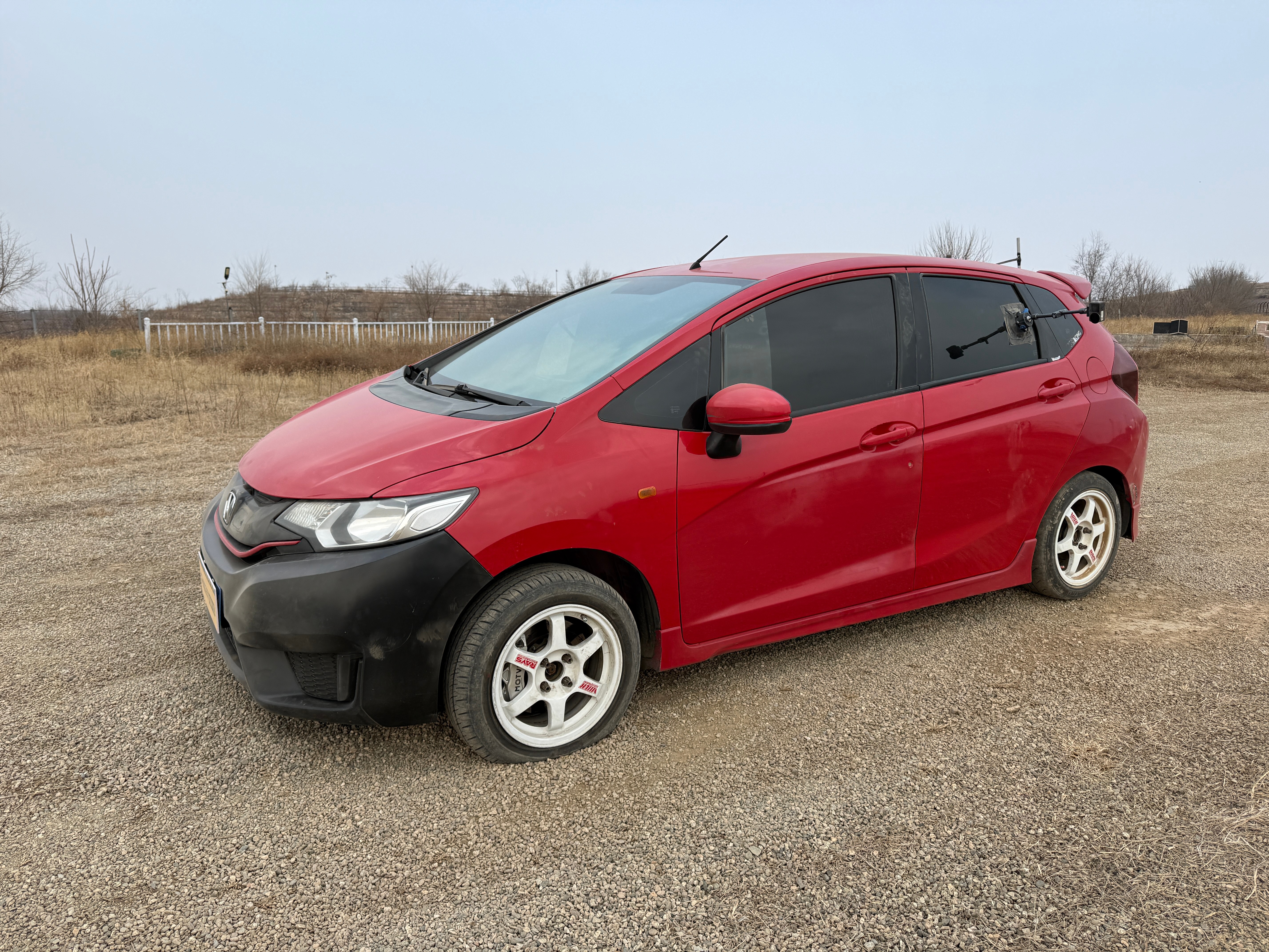 跑完拉力，爆胎了 